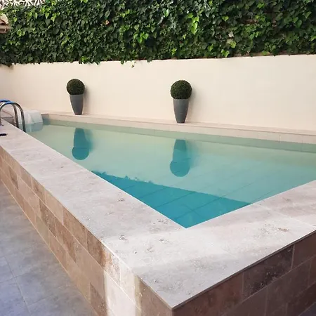 D'hôtes Belle Vigneronne 4* Montagnac (Herault)